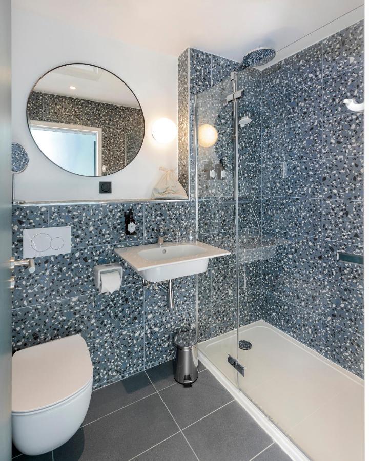Hotel Corneille - Entree Autonome, Reception En Ligne - Encore Mieux Tours Exterior photo